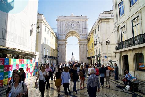 walking tours of lisbon portugal